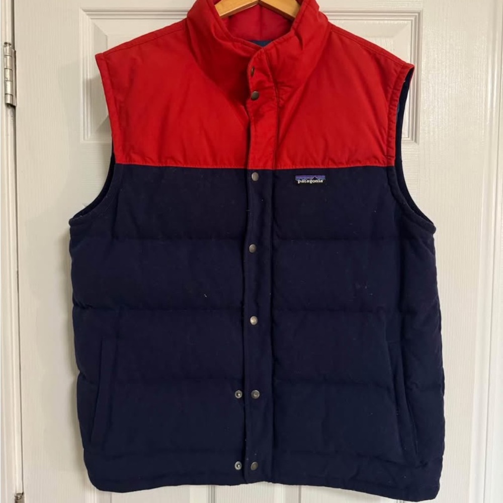 Patagonia Men's Two-Tone Vest in Red and Navy